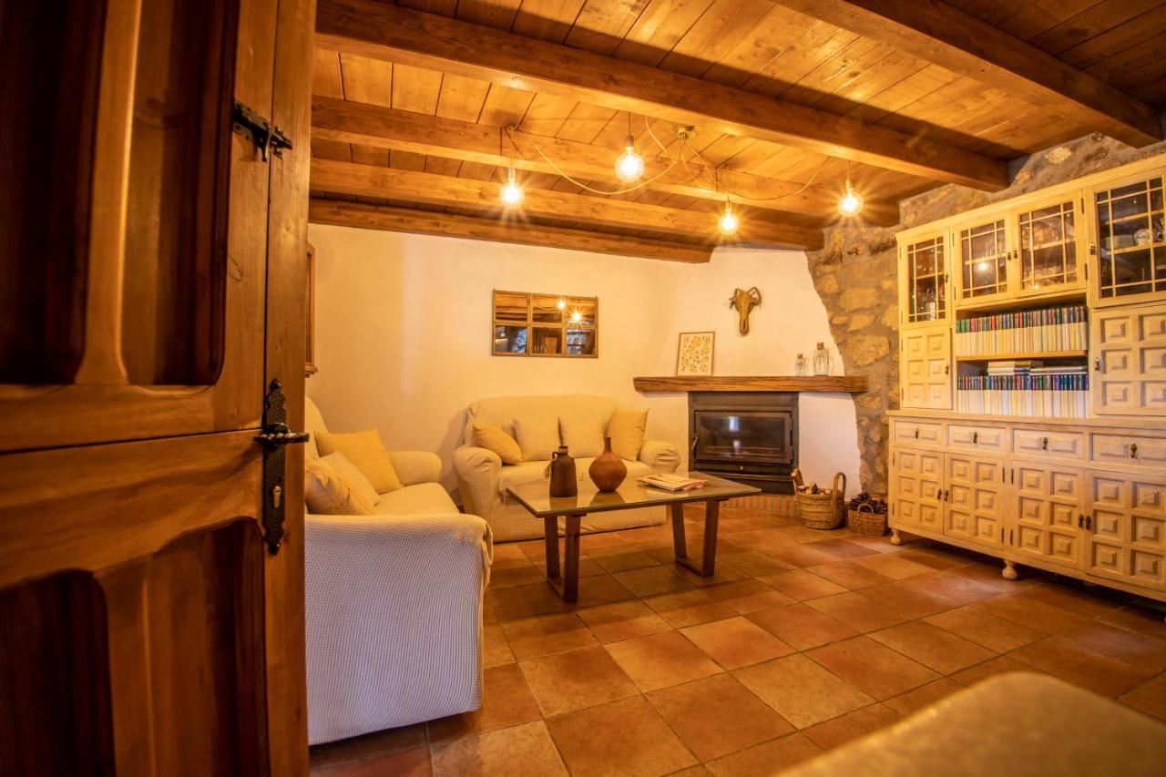 Vila Casa Mimosa Candeleda Exteriér fotografie